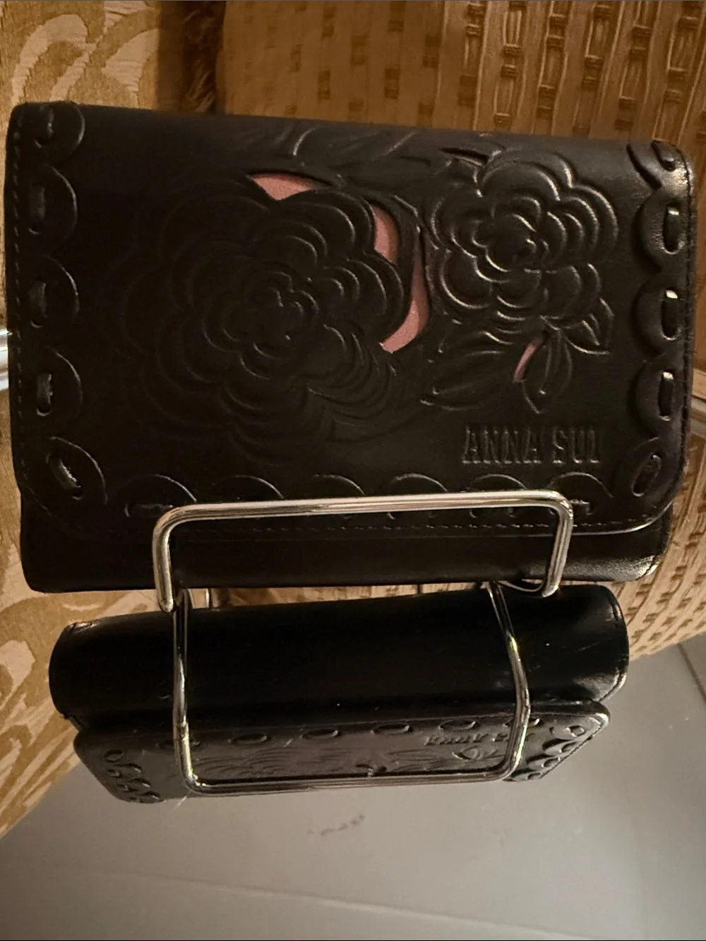 Anna Sui Rose Cutout / Rose Embossed Leather Trifold Wallet EUC